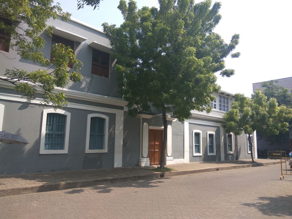 Photo of En voyageant - Pondicherry 1/9 by Indrani Ghatak