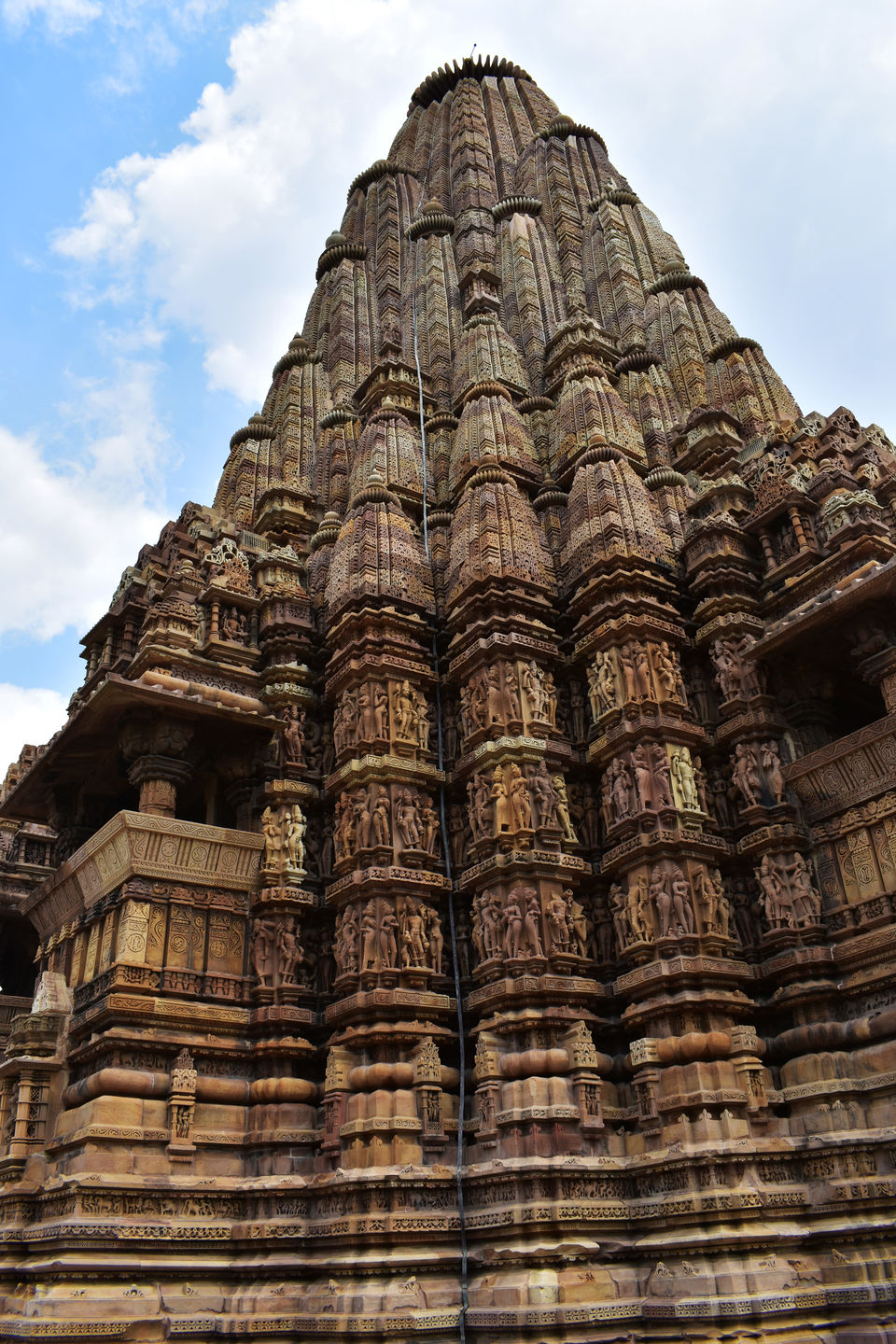 Photo of Into the Astounding Alleys of Khajuraho & Panna ! 5/6 by Riya Mukherjee
