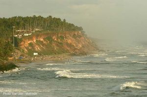 Varkala Beach 1/55 by Tripoto