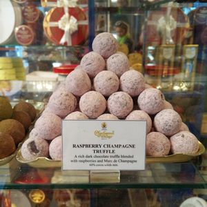 Christmas Shopping Tour London