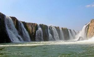 A deep dive - Hogenakkal Waterfalls