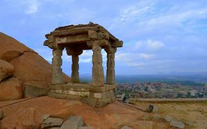 Bijapur, Badami, Pattadakal, Aihole and Hampi- SOLO